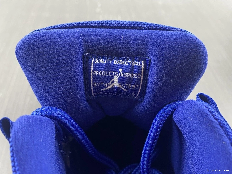 Jordan Blu AT7 Air Navy 11 Retro 0919